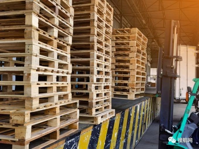 美国农产品托运人面临新的出口危机拖车托盘不足以运送货物