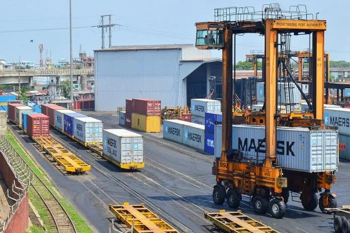 “管房子”和“管港口”分开了！香港设运输及物流局提振海运业