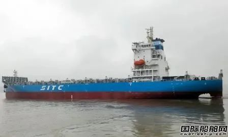 扬子长博两日完成三艘1800TEU集装箱船三大节点