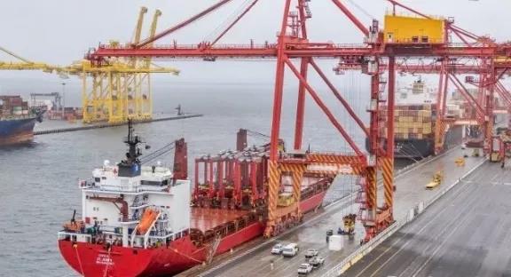加剧供应链危机！该澳大利亚港口决定终止与码头工人的劳动合同