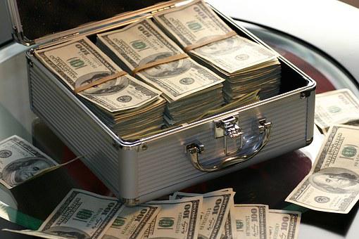 1美元兑33万！经济竟差成这样！汇率不断创新低，这些国家出口有风险！