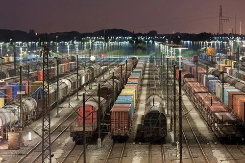 10月1日起,印度铁路公司将重新开始征收15%的旺季附加费