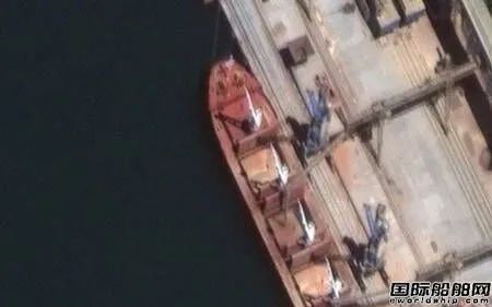 两艘俄罗斯散货船疑“偷”运乌克兰粮食？俄罗斯称是“假新闻”