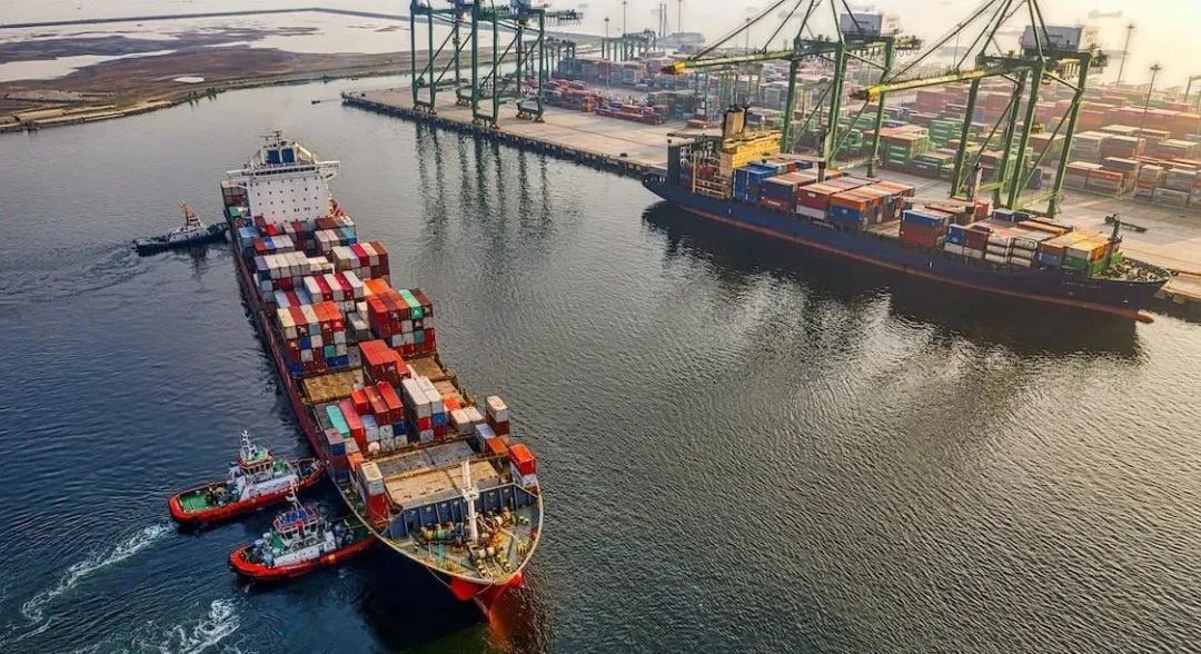 ��һ��ͷ���ƽ��뼯װ�������ҵ